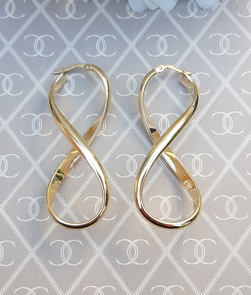 Old school deals figure 8 earrings
