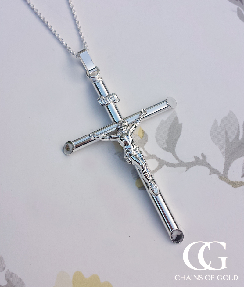 Mens silver crucifix necklace Clearance