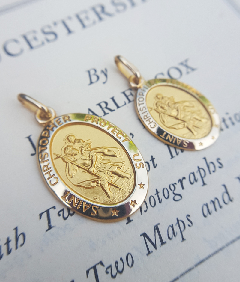 St Christopher Oval Pendant Necklace in Solid 9ct Gold Men Women Children