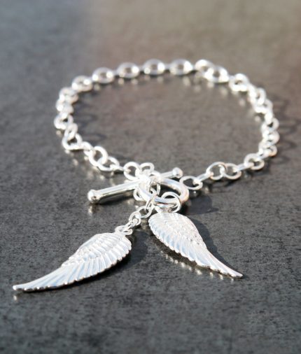 Sterling Silver t-bar bracelet with angel wings