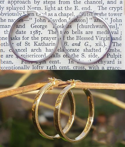 9ct Gold 3cm Hoop Earrings in White or Yellow