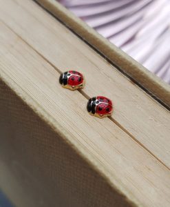 Little ladybird earrings in yellow gold and enamel