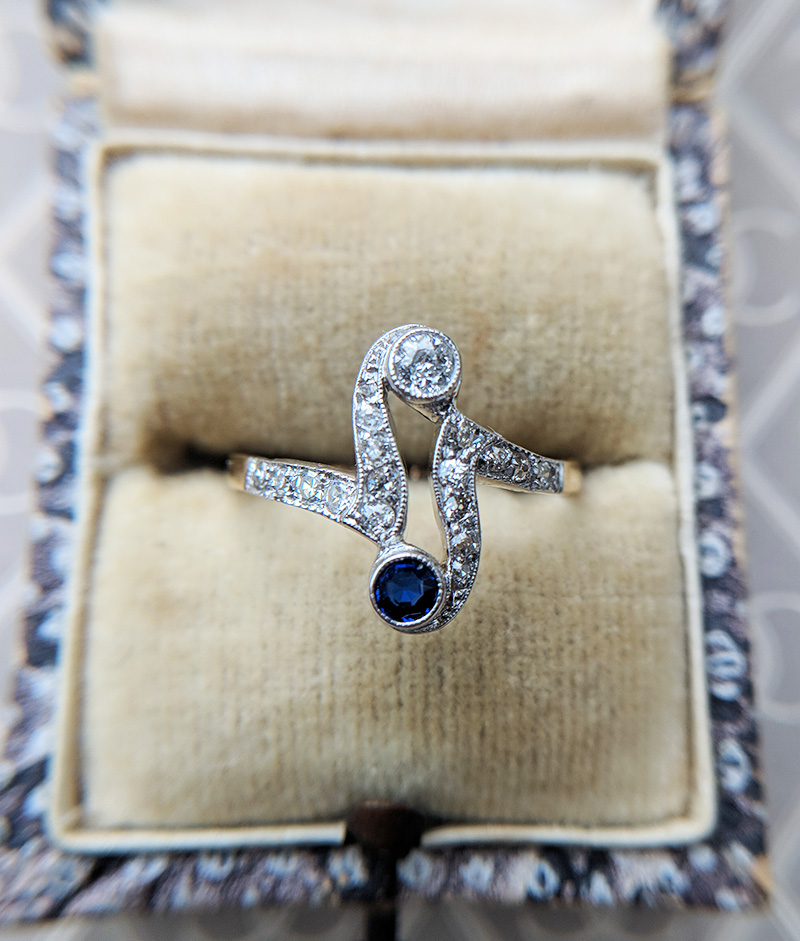 Vintage 9ct Yellow Gold Diamond Sapphire Toi Et Moi Ring
