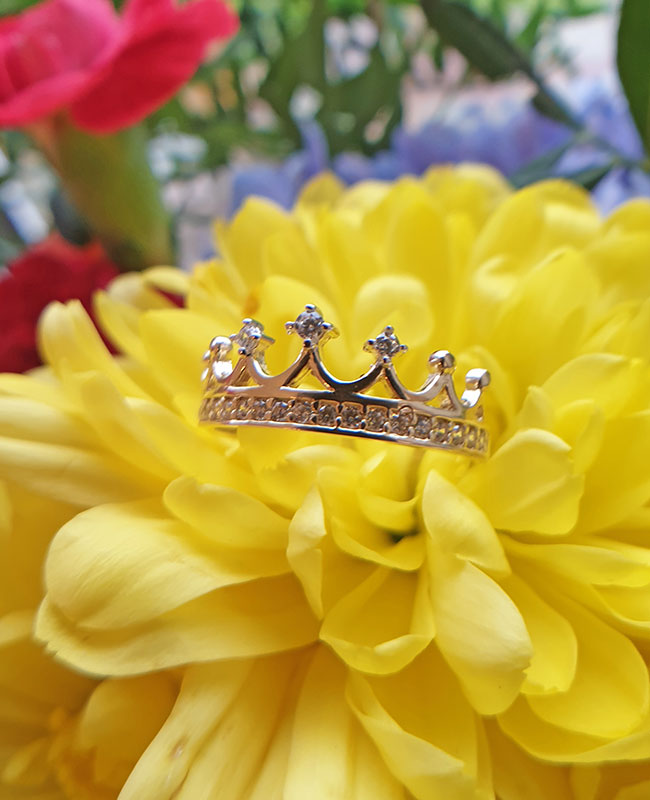 Crown ring 14k gold on sale