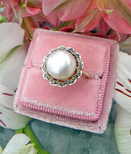 Elegant 14ct Yellow Gold Diamond and Freshwater Pearl Cocktail Dress Ring