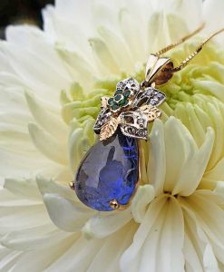 Vintage Inspired 14ct Yellow Gold Blue Tanzanite & Diamond Necklace