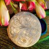 Vintage circular gold locket in 9ct gold Birmingham 1966